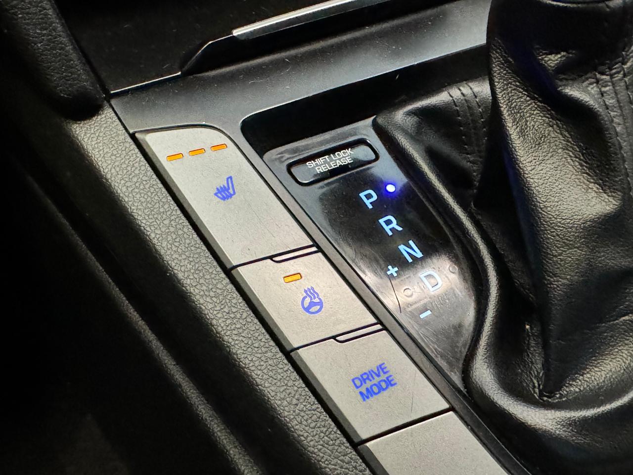 2017 Hyundai Elantra Limited+New Tires+Brakes+Roof+Camera+HeatedLeather - Photo #33