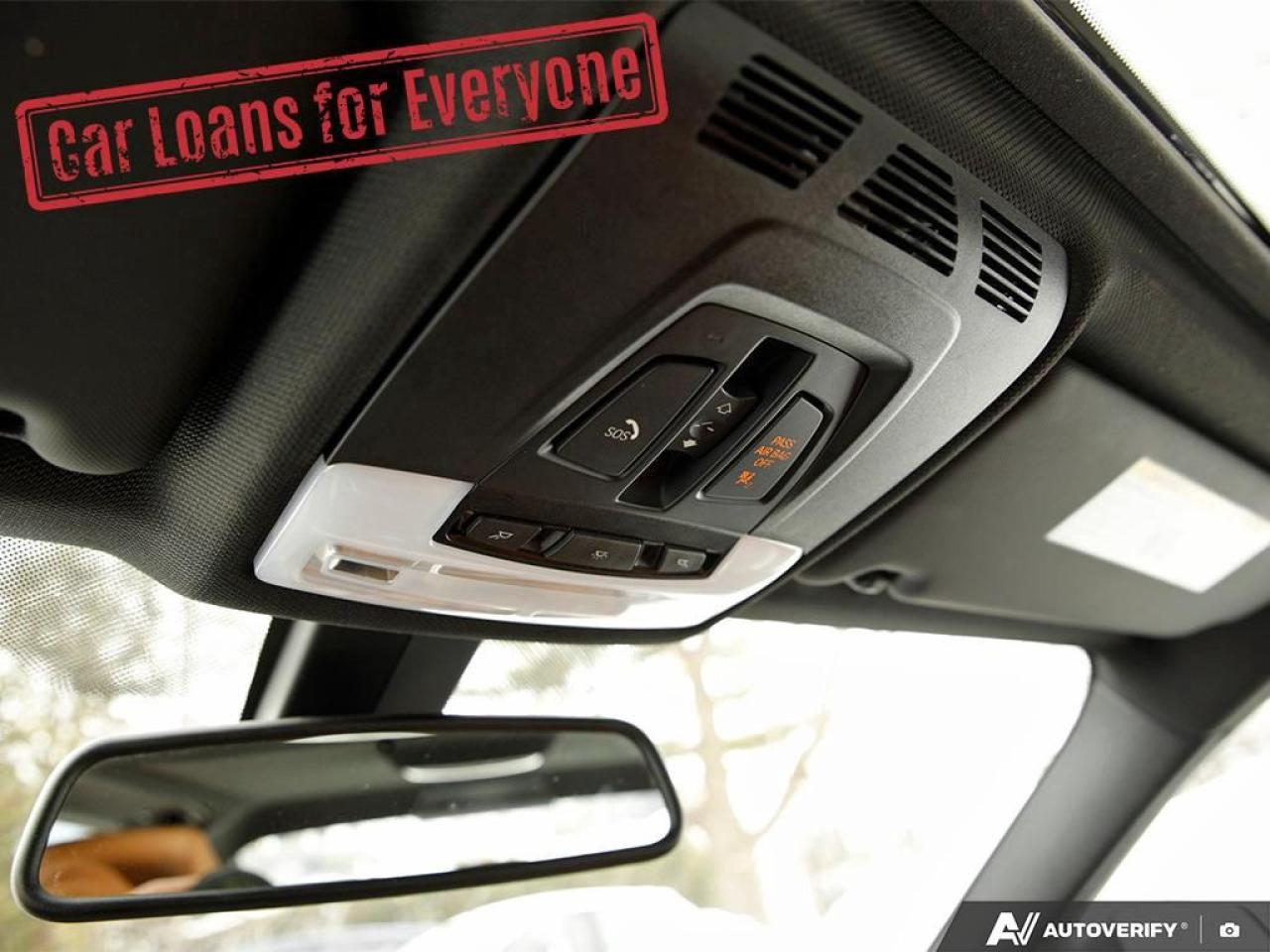 2018 BMW 3 Series 330i xDrive Photo