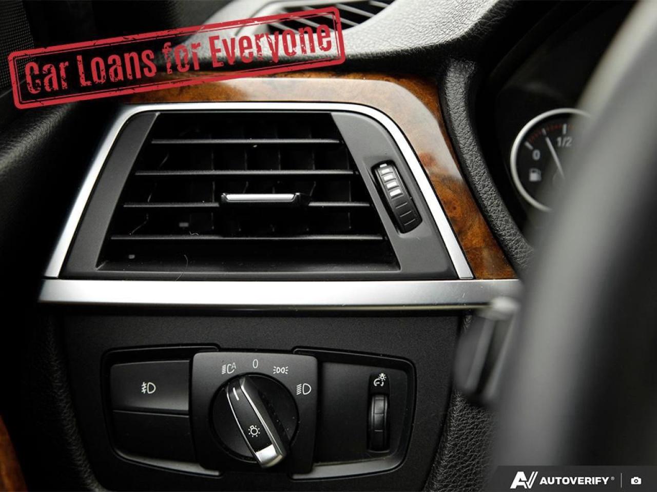 2018 BMW 3 Series 330i xDrive Photo