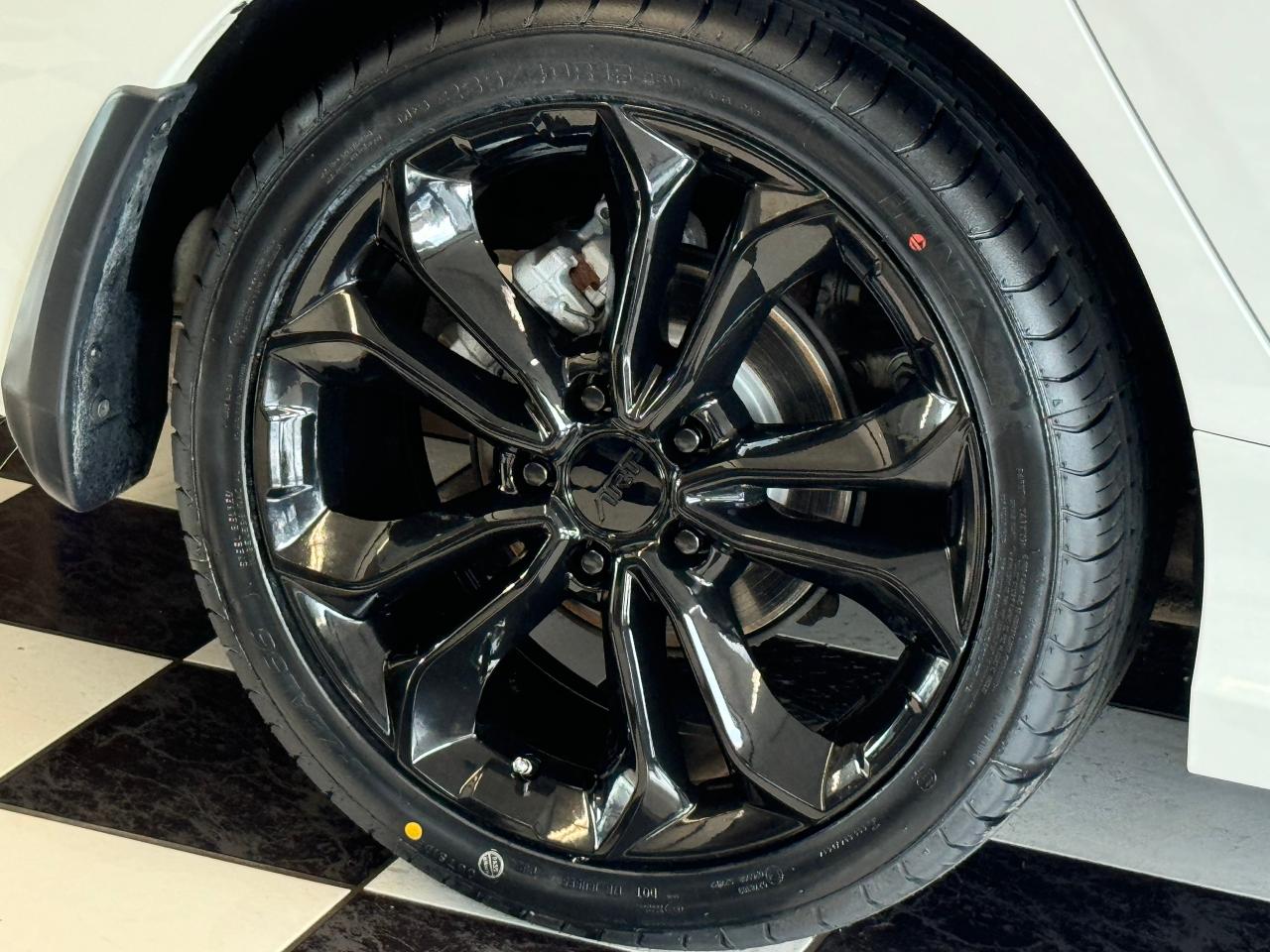 2019 Honda Civic EX+Roof+New Tires+Black Alloys+Tinted+CLEAN CARFAX - Photo #53