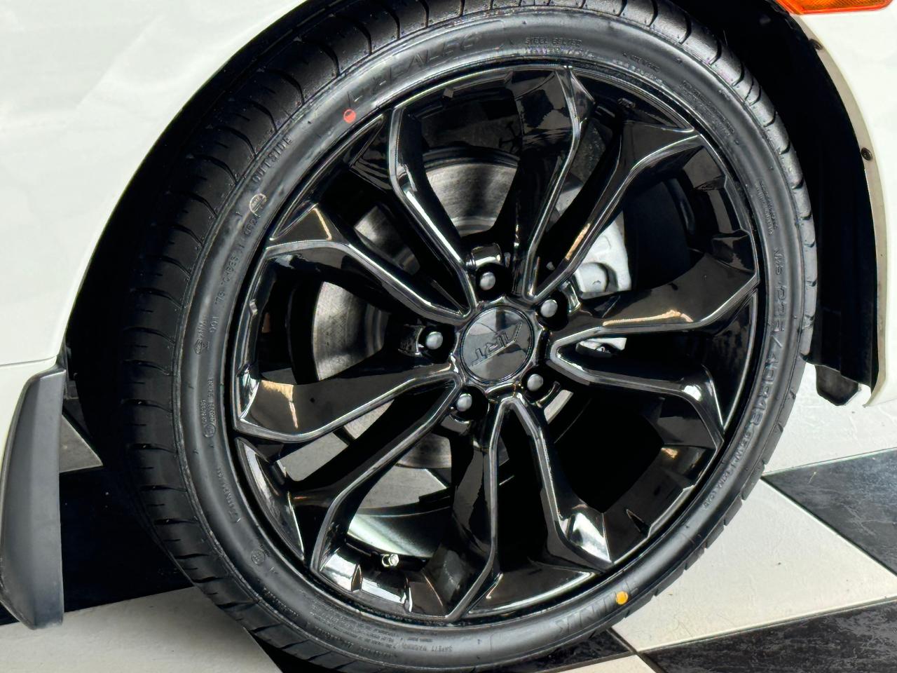 2019 Honda Civic EX+Roof+New Tires+Black Alloys+Tinted+CLEAN CARFAX - Photo #54