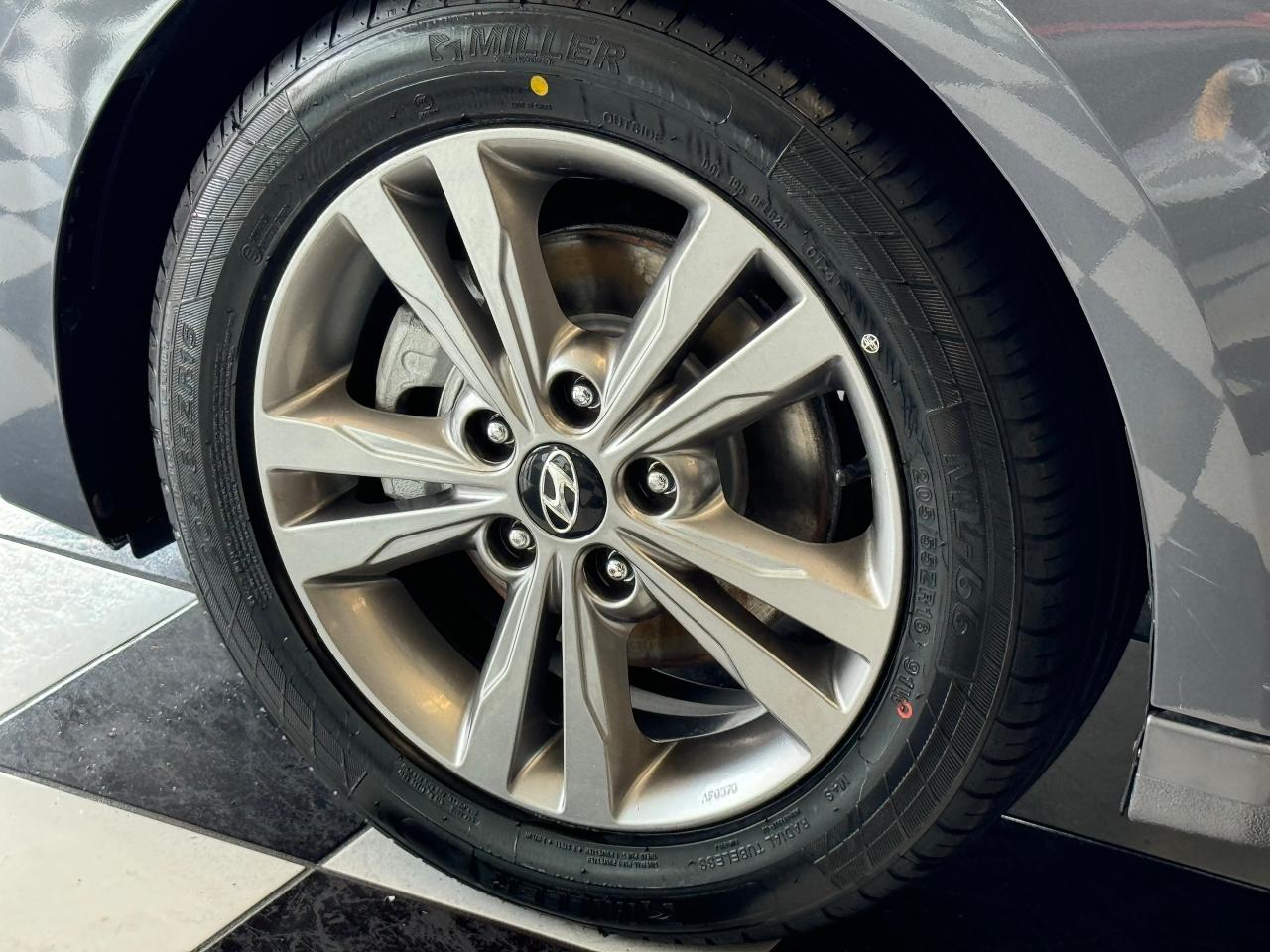 2018 Hyundai Elantra GL+New Tires+Brakes+Camera+ApplePlay+CLEAN CARFAX - Photo #49