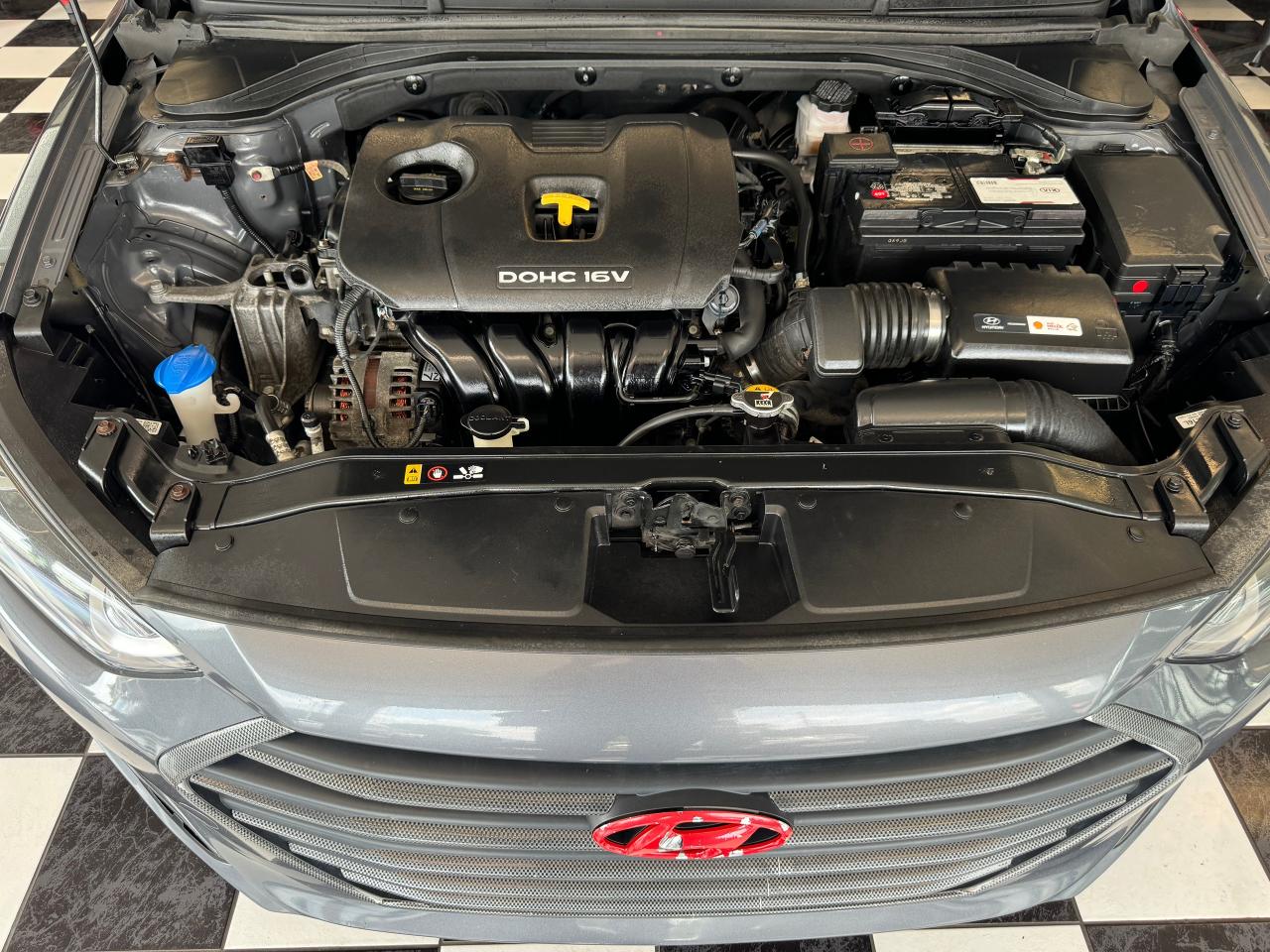 2018 Hyundai Elantra GL+New Tires+Brakes+Camera+ApplePlay+CLEAN CARFAX - Photo #9