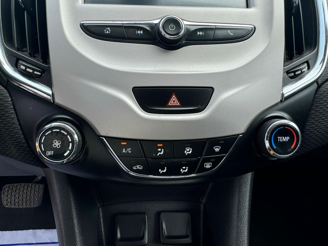 2016 Chevrolet Cruze Alloys - Backup Camera  - Nice !!!!! - Photo #25