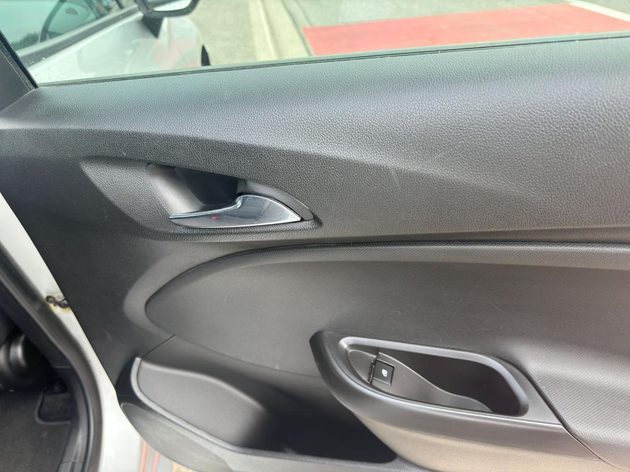2016 Chevrolet Cruze Alloys - Backup Camera  - Nice !!!!! - Photo #10