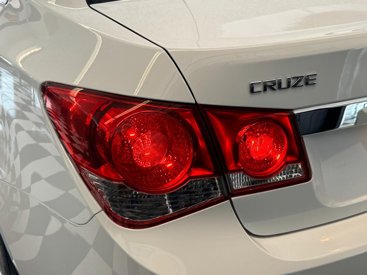 2016 Chevrolet Cruze Limited+Sunroof+GPS+Remote Start+CLEAN CARFAX - Photo #61