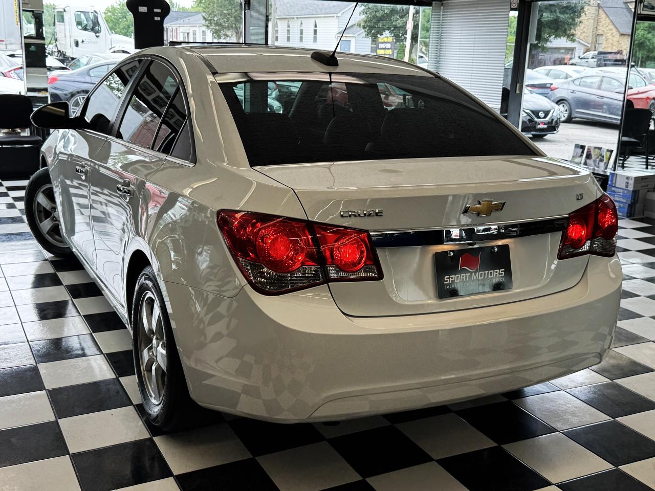 2016 Chevrolet Cruze Limited+Sunroof+GPS+Remote Start+CLEAN CARFAX - Photo #15