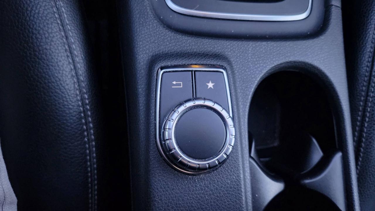 2017 Mercedes-Benz GLA 4MATIC 4dr GLA 250 Photo