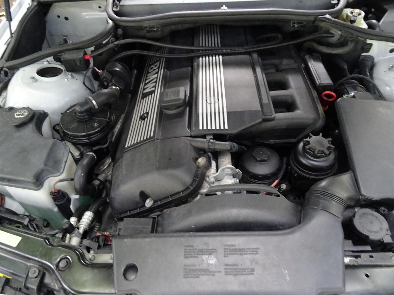 2003 BMW 325i STATION WAGEN - Photo #13
