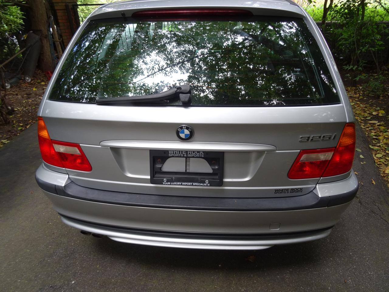 2003 BMW 325i STATION WAGEN - Photo #5