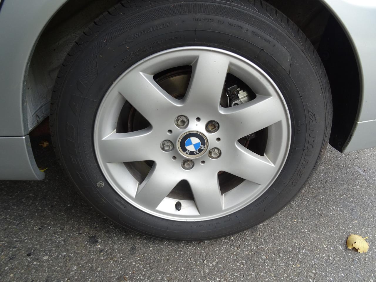 2003 BMW 325i STATION WAGEN - Photo #12