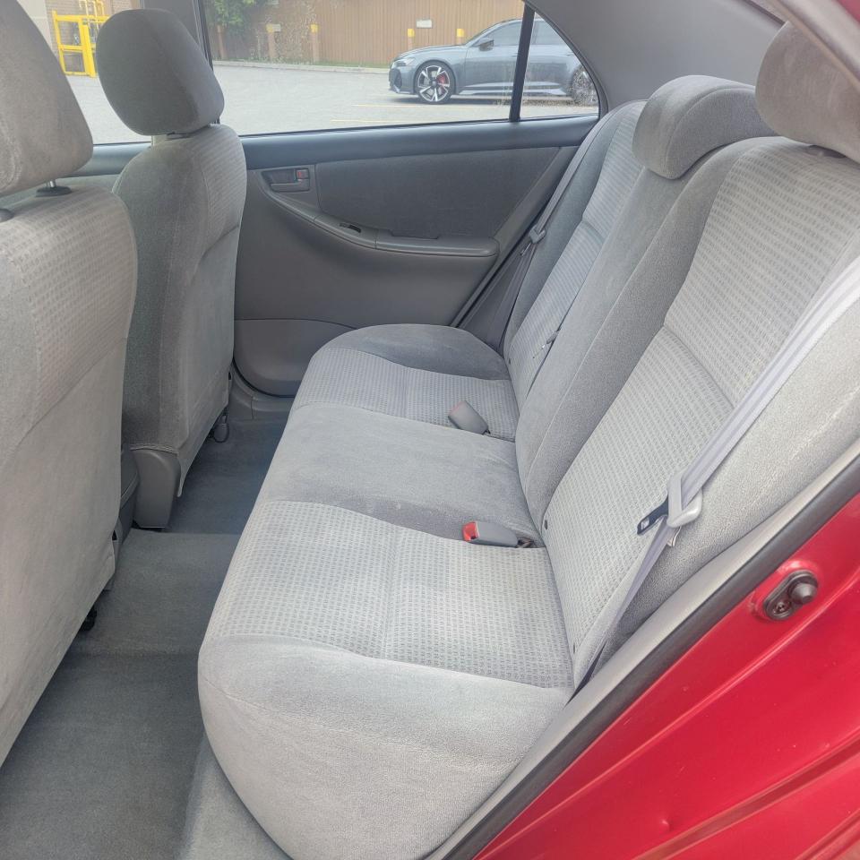 2006 Toyota Corolla CE - Photo #6