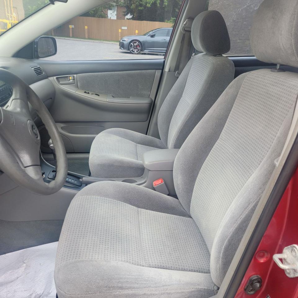 2006 Toyota Corolla CE - Photo #12