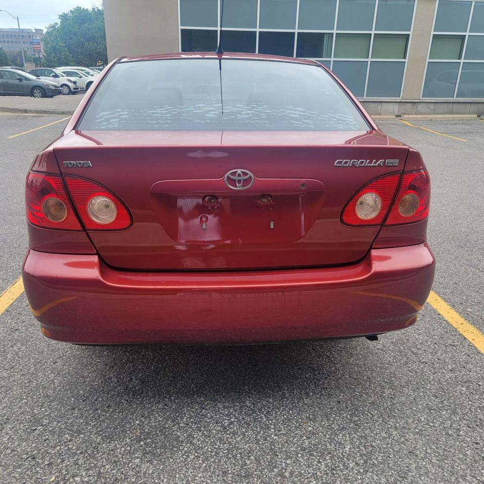 2006 Toyota Corolla CE - Photo #8