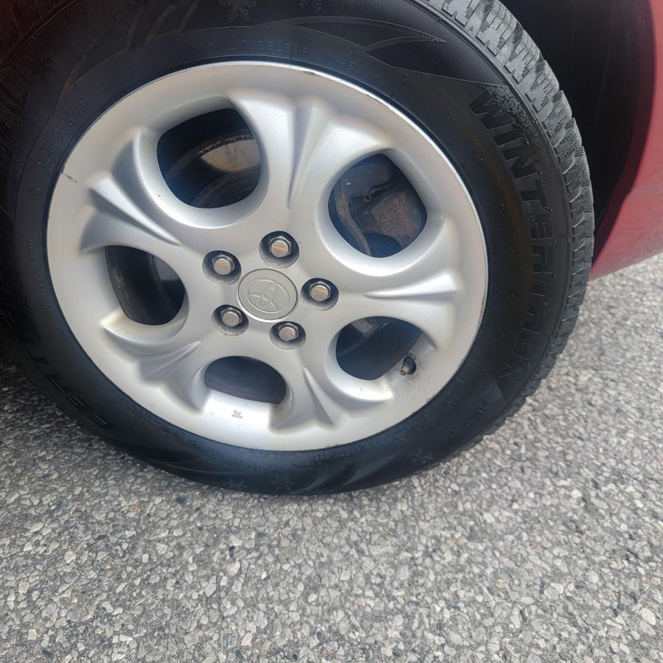 2006 Toyota Corolla CE - Photo #3