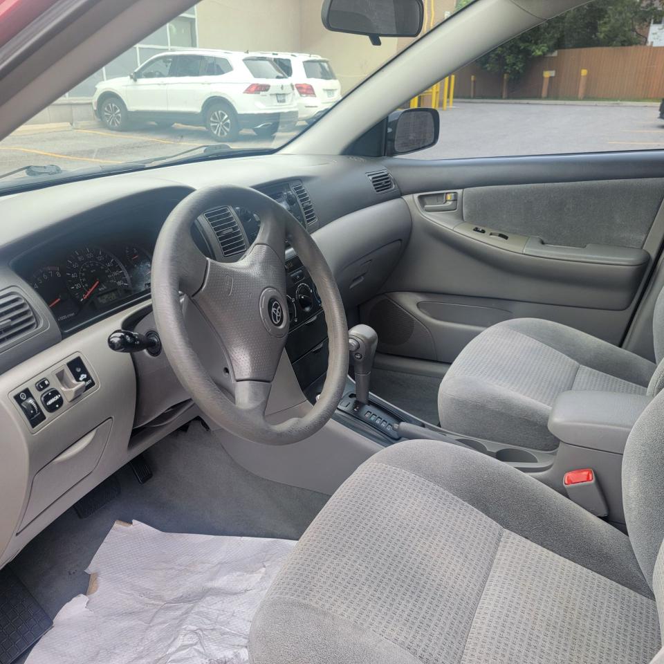 2006 Toyota Corolla CE - Photo #10