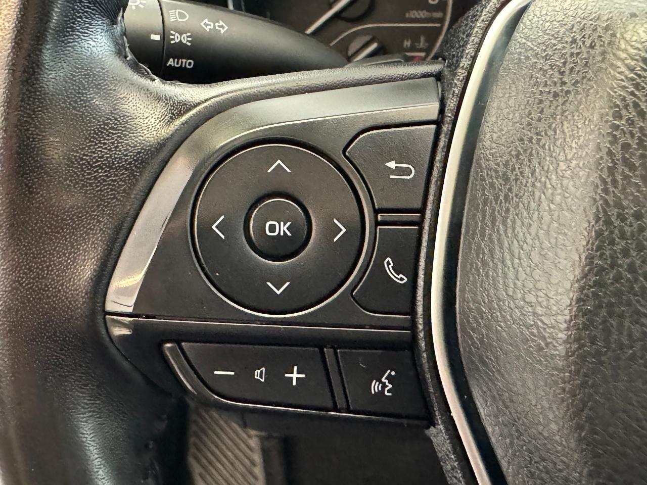 2019 Toyota Camry SE Upgrade+Roof+LaneKeep+New Tires+CLEAN CARFAX - Photo #49