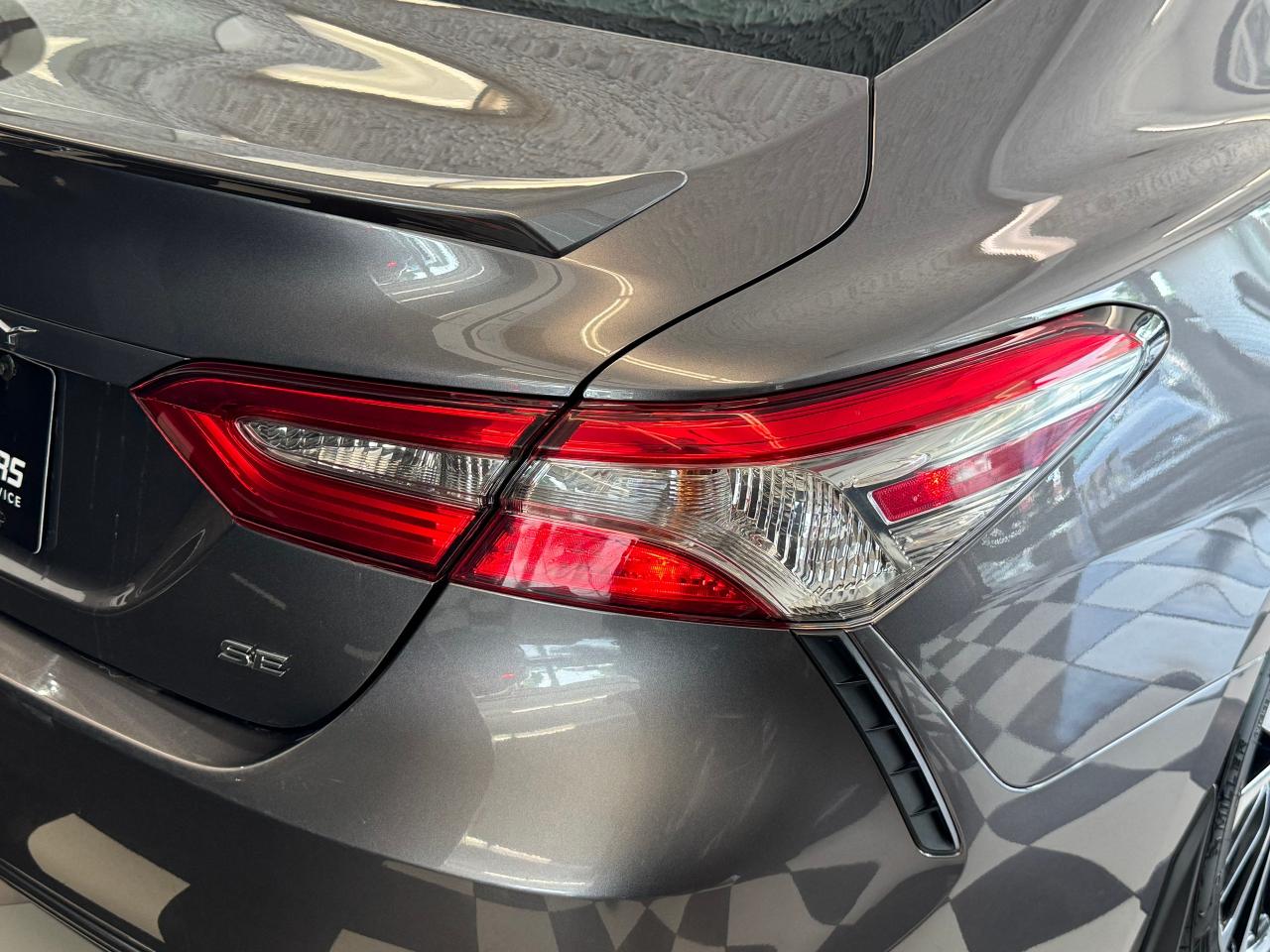 2019 Toyota Camry SE Upgrade+Roof+LaneKeep+New Tires+CLEAN CARFAX Photo63