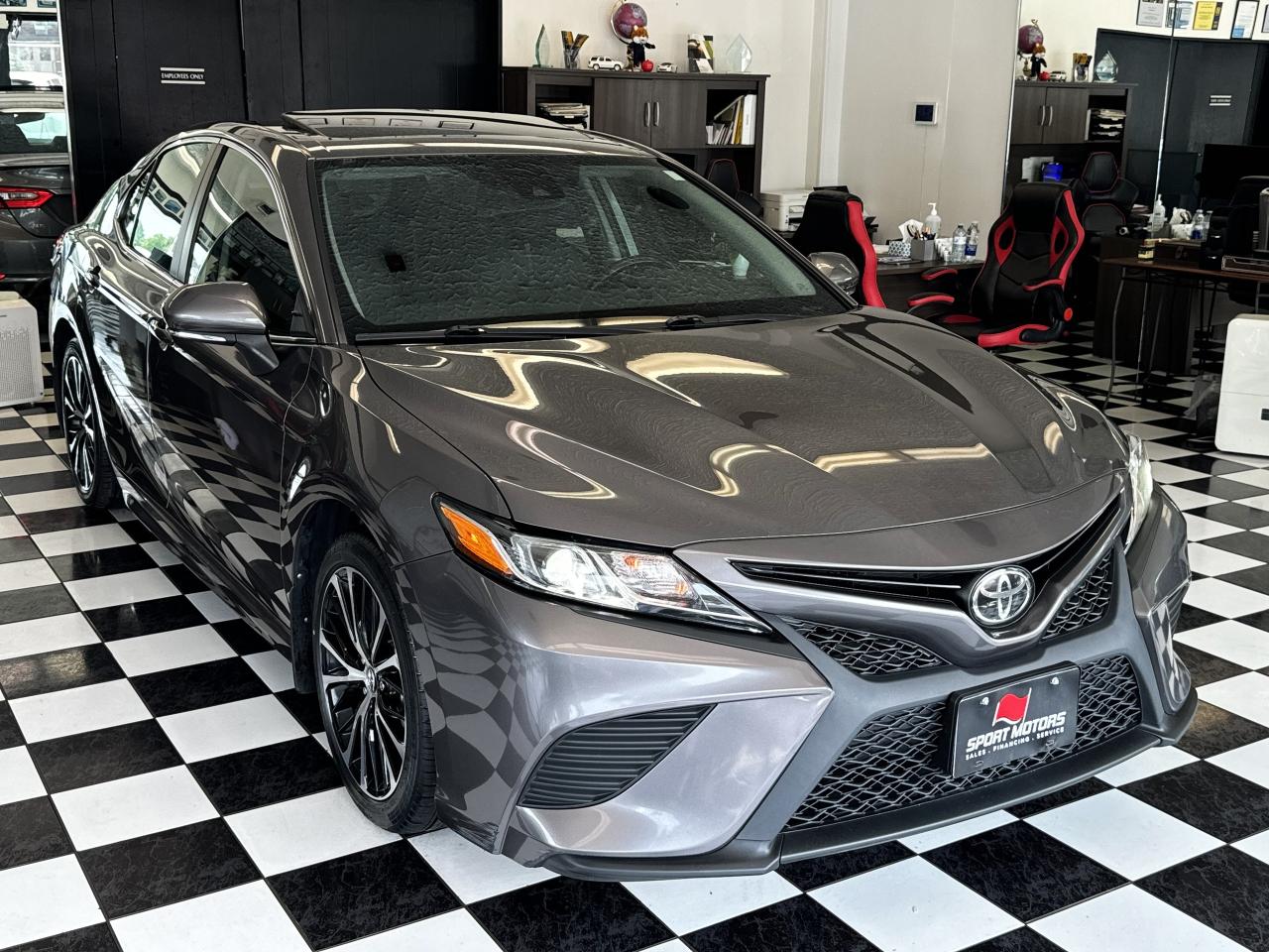2019 Toyota Camry SE Upgrade+Roof+LaneKeep+New Tires+CLEAN CARFAX Photo71