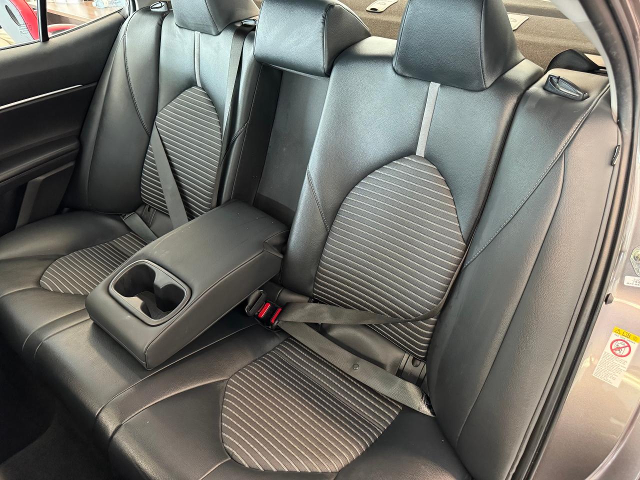 2019 Toyota Camry SE Upgrade+Roof+LaneKeep+New Tires+CLEAN CARFAX - Photo #27