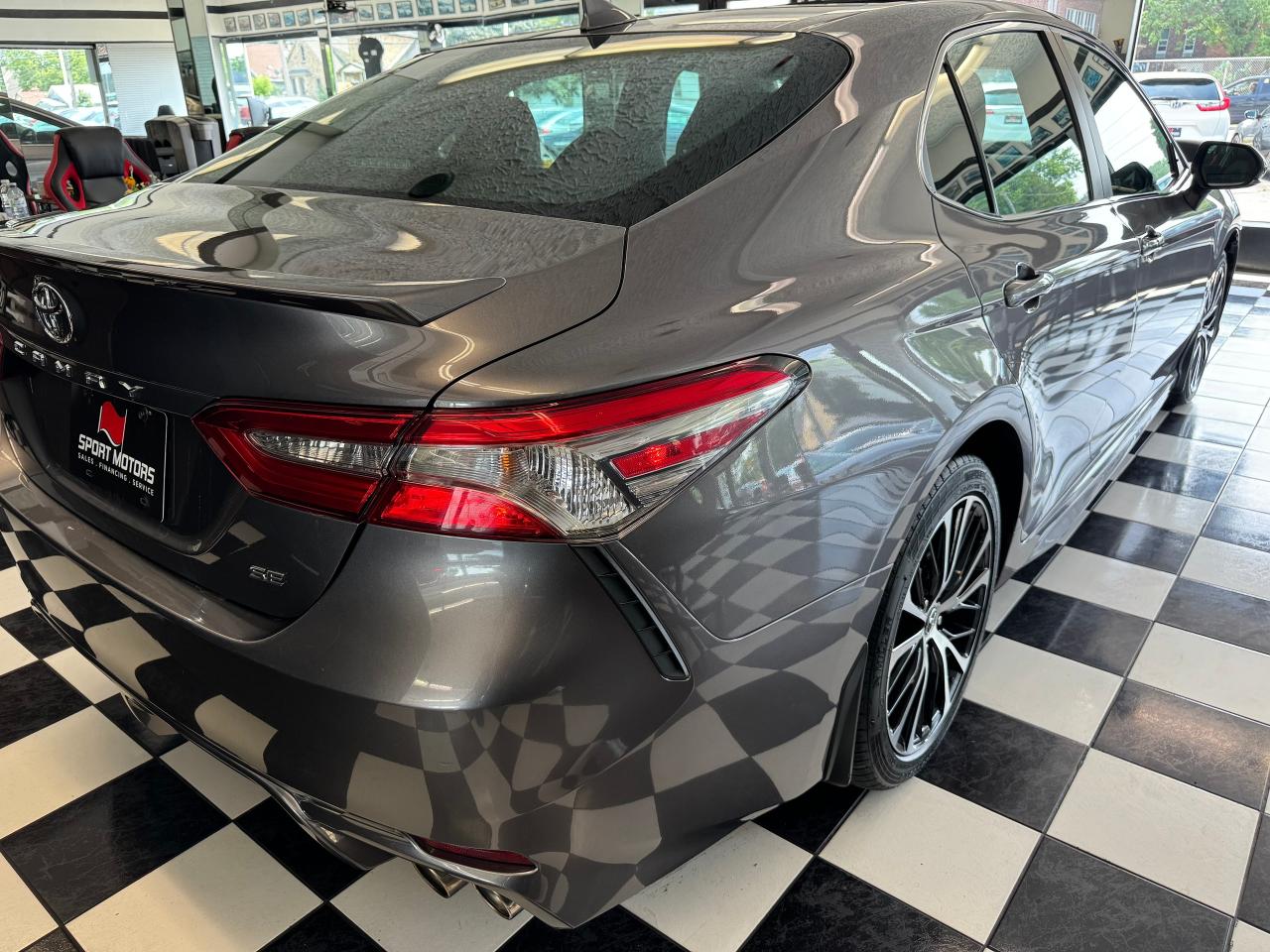 2019 Toyota Camry SE Upgrade+Roof+LaneKeep+New Tires+CLEAN CARFAX - Photo #44