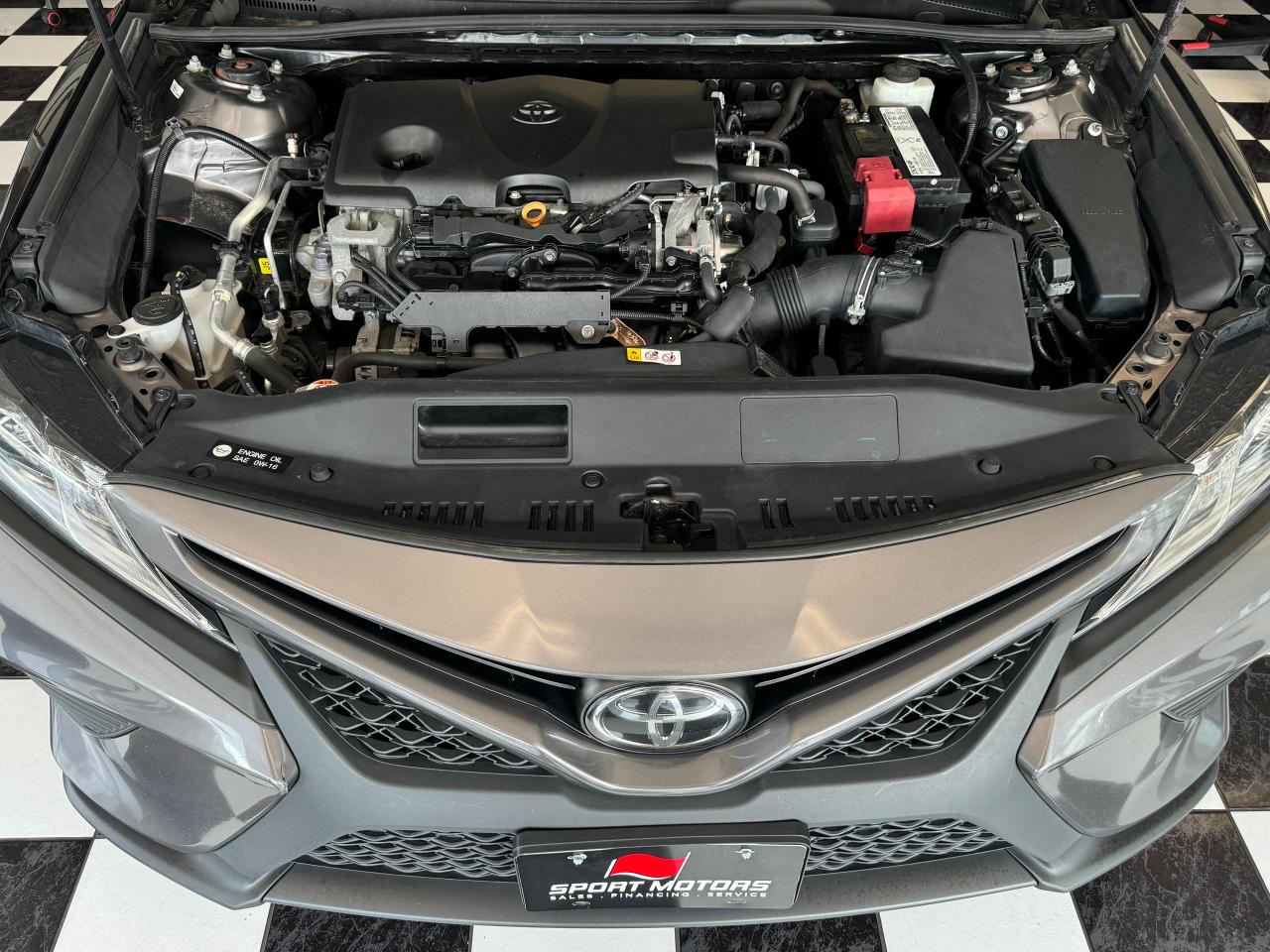 2019 Toyota Camry SE Upgrade+Roof+LaneKeep+New Tires+CLEAN CARFAX - Photo #9