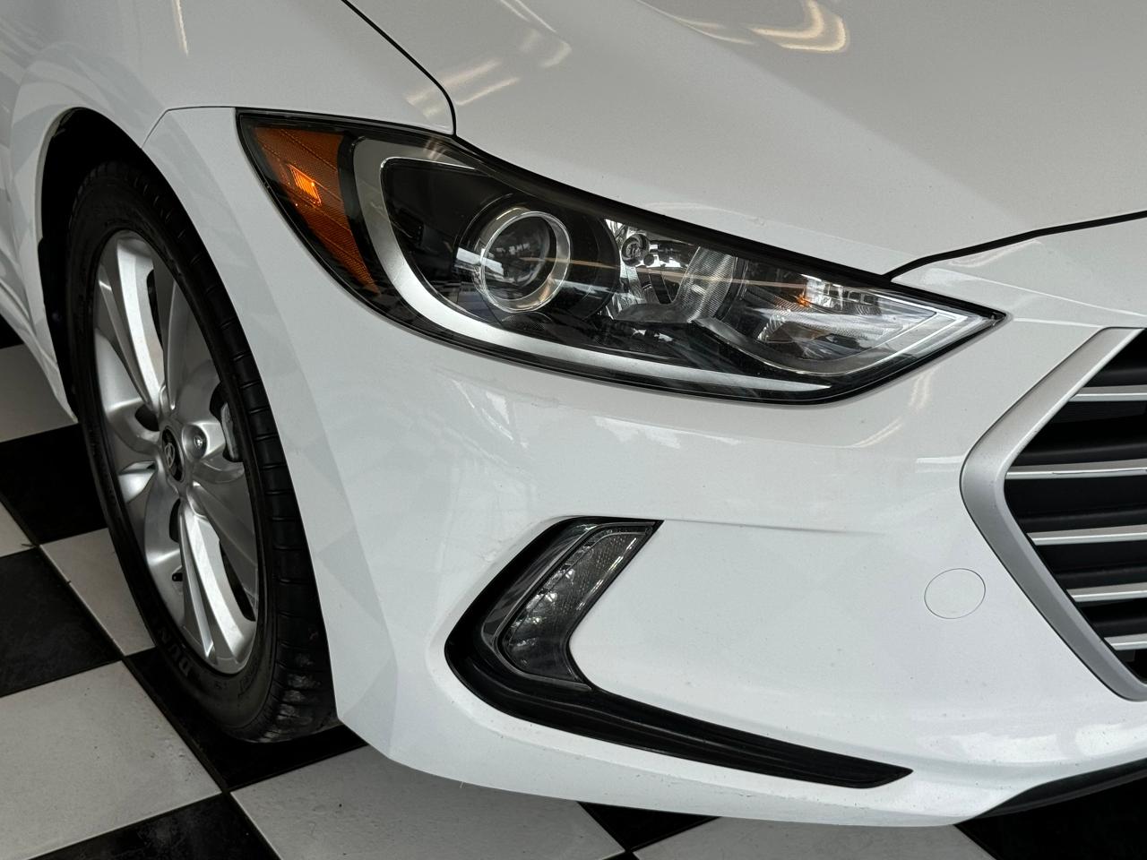 2017 Hyundai Elantra GLS+Sunroof+Blind Spot+A/C+Camera+CLEAN CARFAX - Photo #36