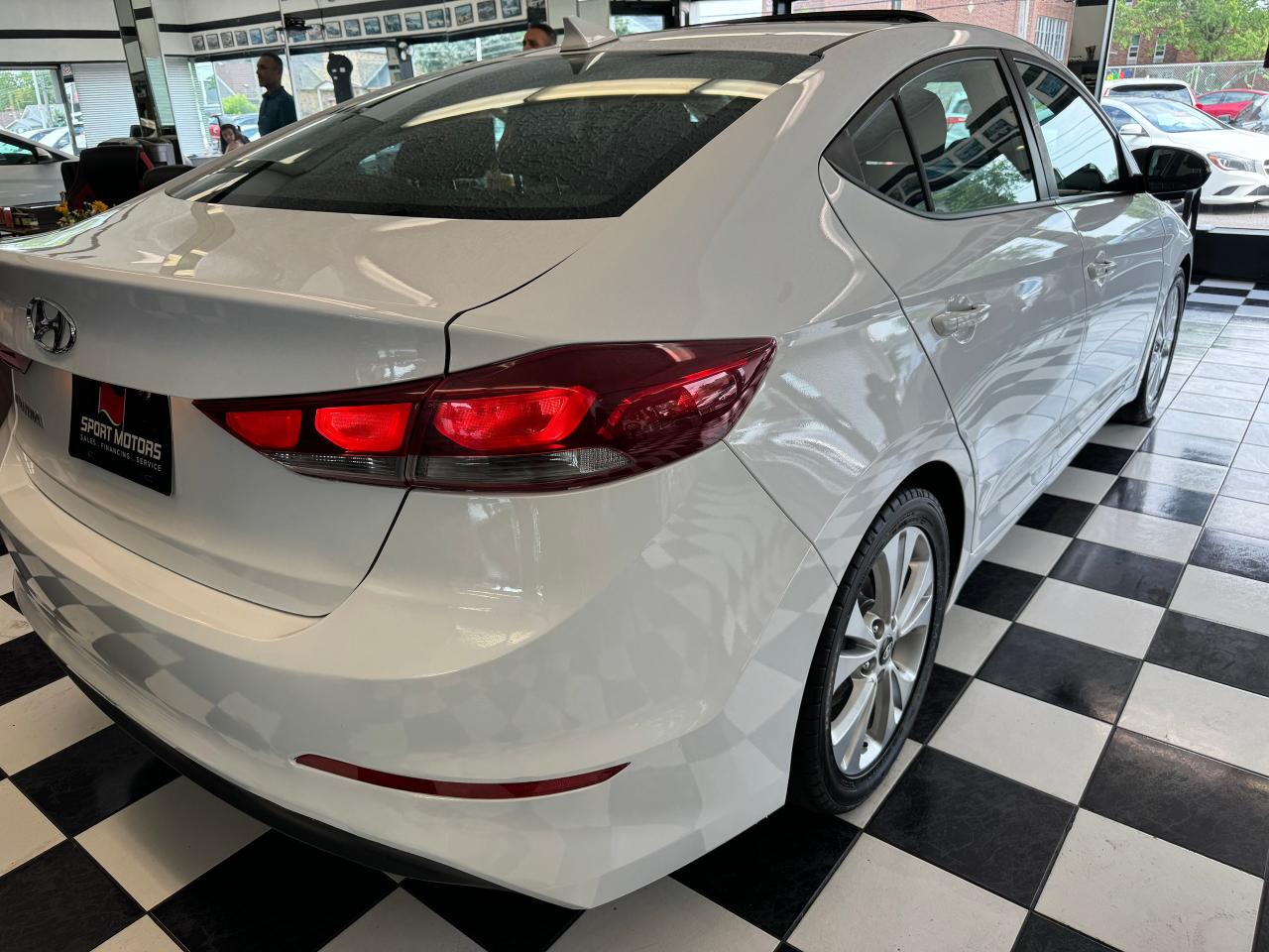 2017 Hyundai Elantra GLS+Sunroof+Blind Spot+A/C+Camera+CLEAN CARFAX Photo101