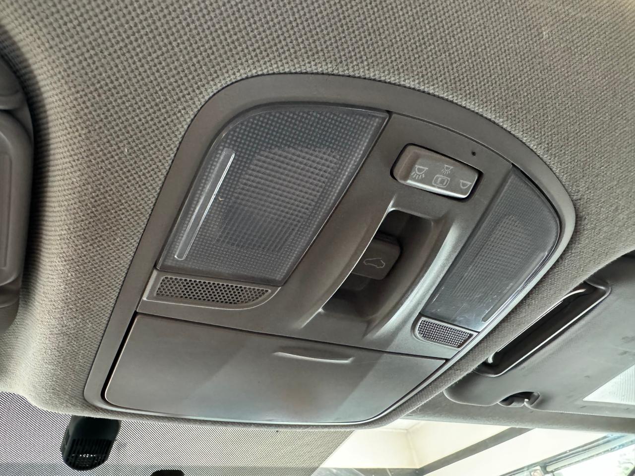 2017 Hyundai Elantra GLS+Sunroof+Blind Spot+A/C+Camera+CLEAN CARFAX - Photo #50