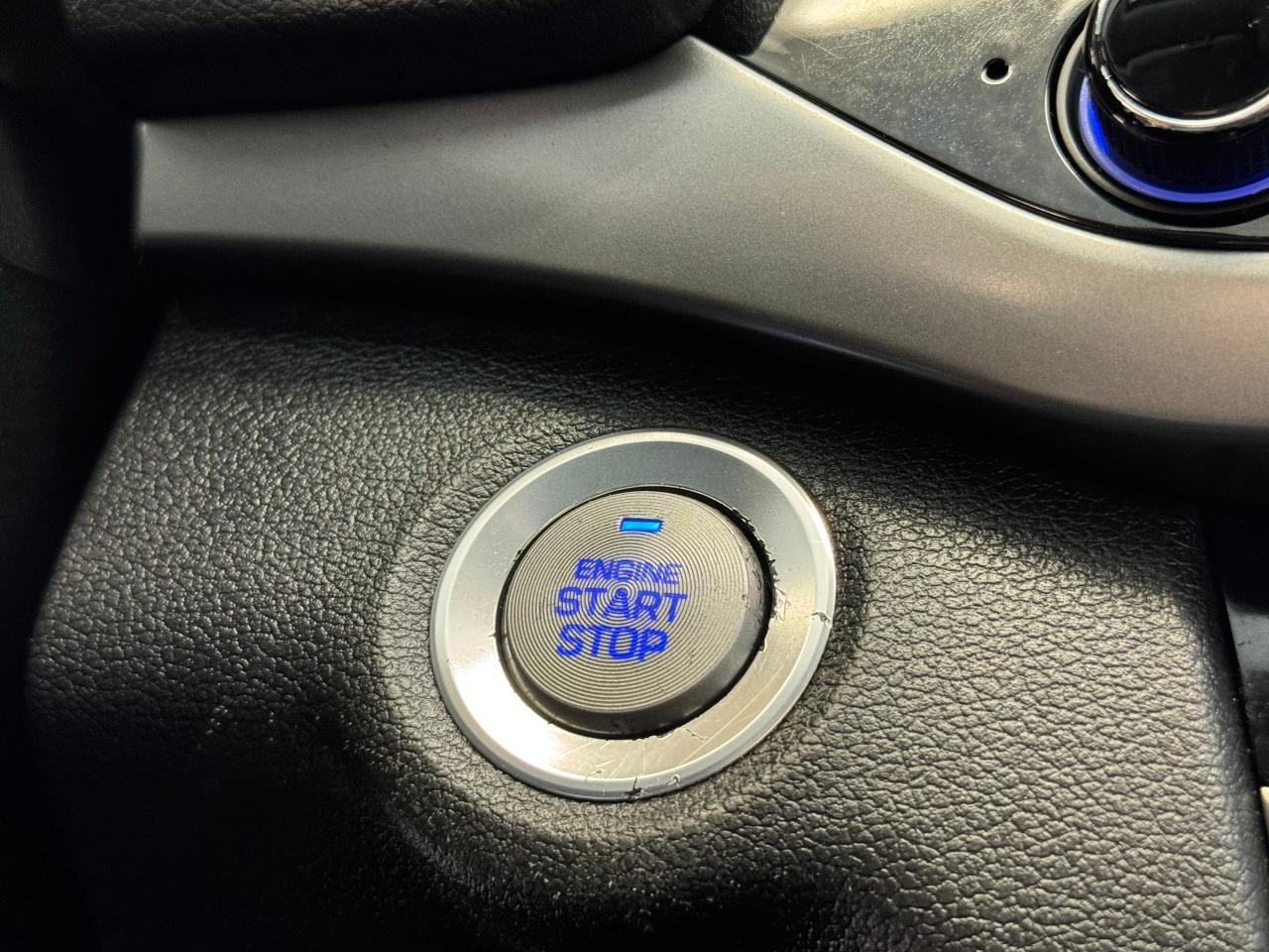 2017 Hyundai Elantra GLS+Sunroof+Blind Spot+A/C+Camera+CLEAN CARFAX - Photo #42
