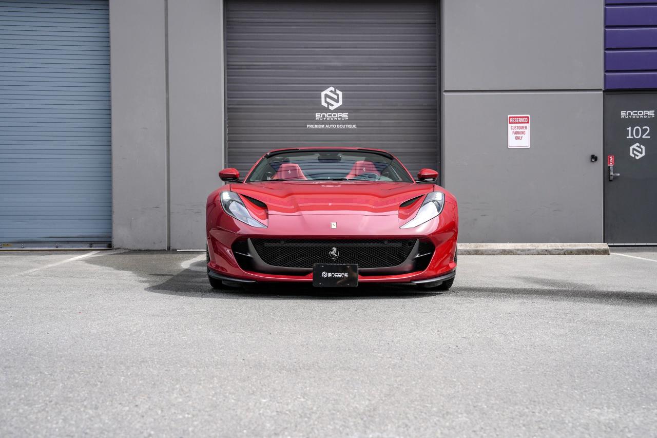 2022 Ferrari 812 GTS 