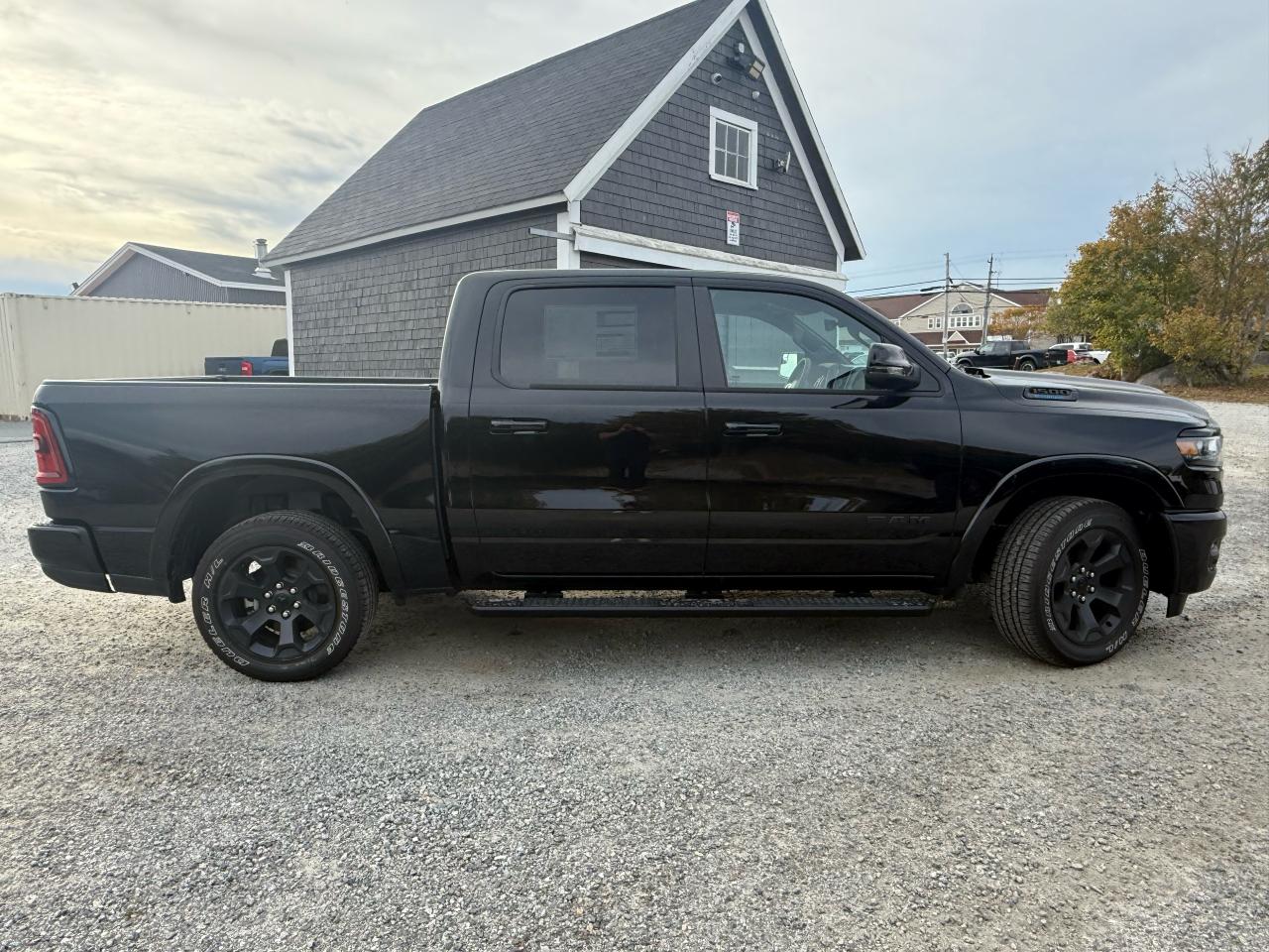 2025 RAM 1500 Big Horn 4x4 Crew Cab 5'7" Box Photo26