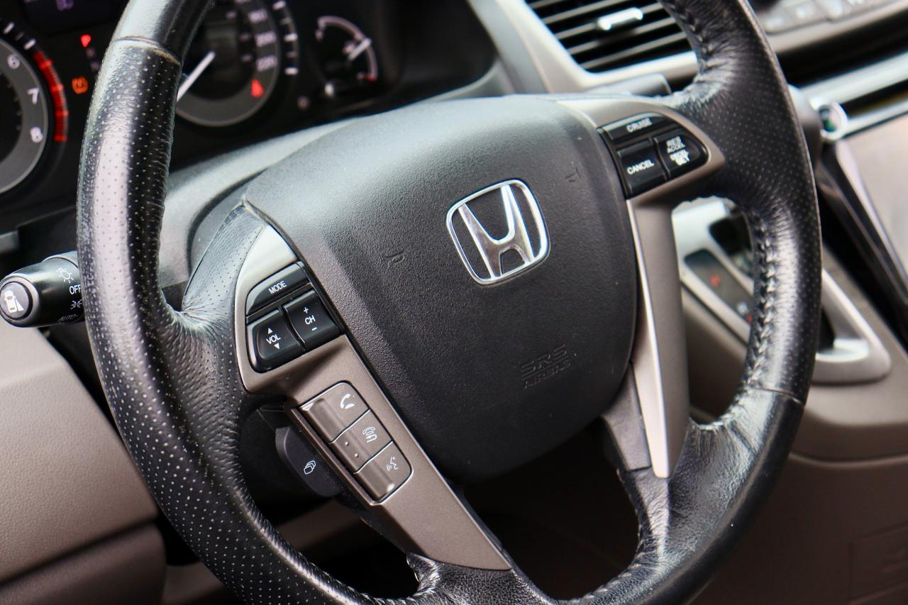 2016 Honda Odyssey EX-L | 8 Seater | Leather | Roof | Nav | Cam ++ Photo52