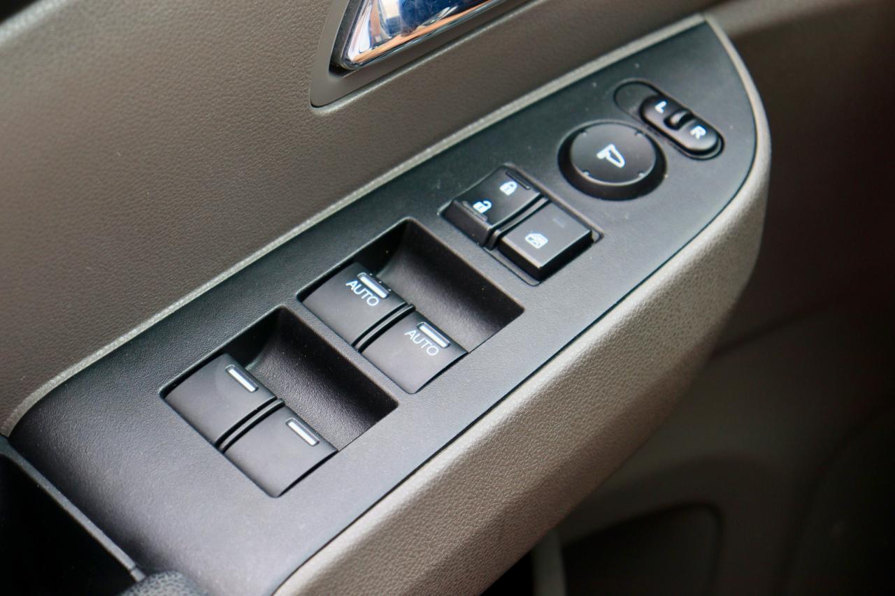 2016 Honda Odyssey EX-L | 8 Seater | Leather | Roof | Nav | Cam ++ Photo54