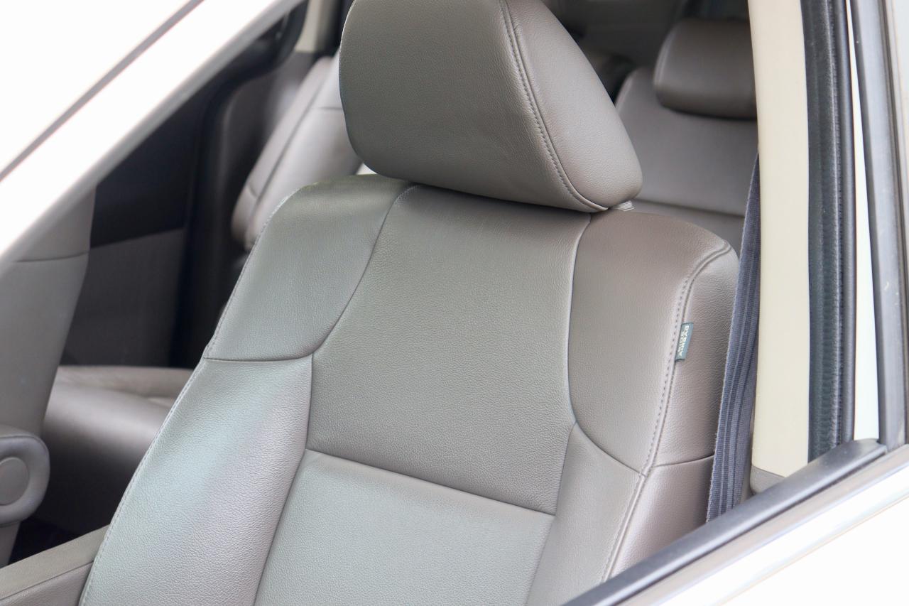 2016 Honda Odyssey EX-L | 8 Seater | Leather | Roof | Nav | Cam ++ Photo53