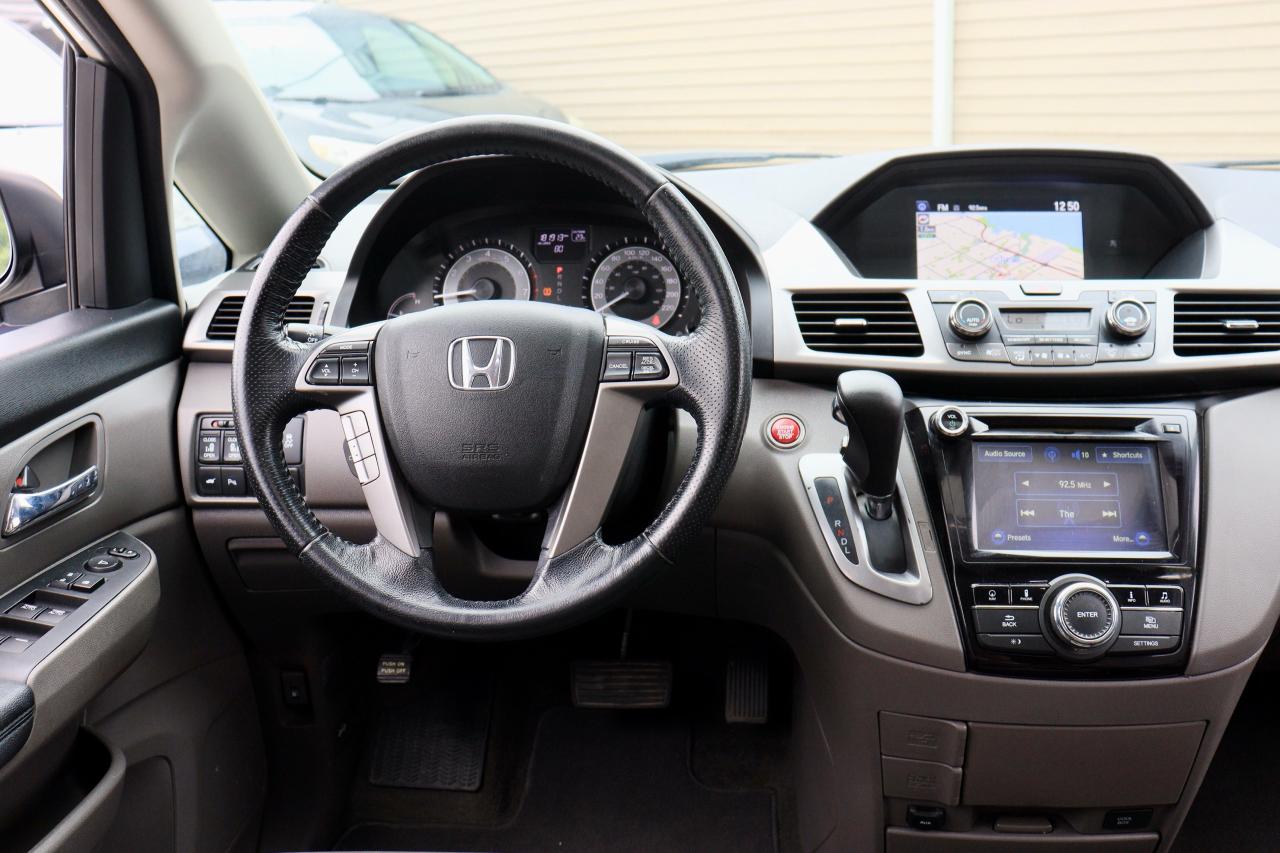 2016 Honda Odyssey EX-L | 8 Seater | Leather | Roof | Nav | Cam ++ Photo73