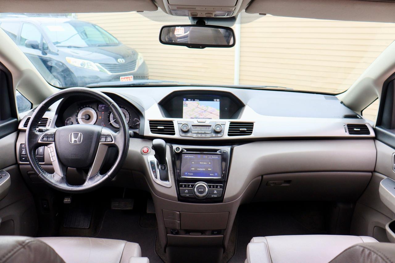 2016 Honda Odyssey EX-L | 8 Seater | Leather | Roof | Nav | Cam ++ Photo72