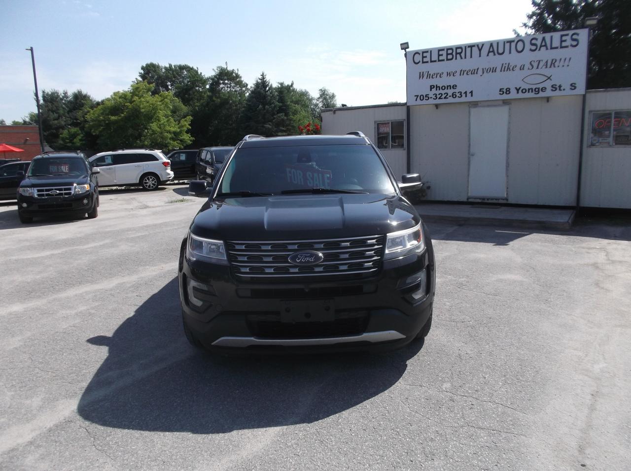 2017 Ford Explorer AWD LIMITED - Photo #2