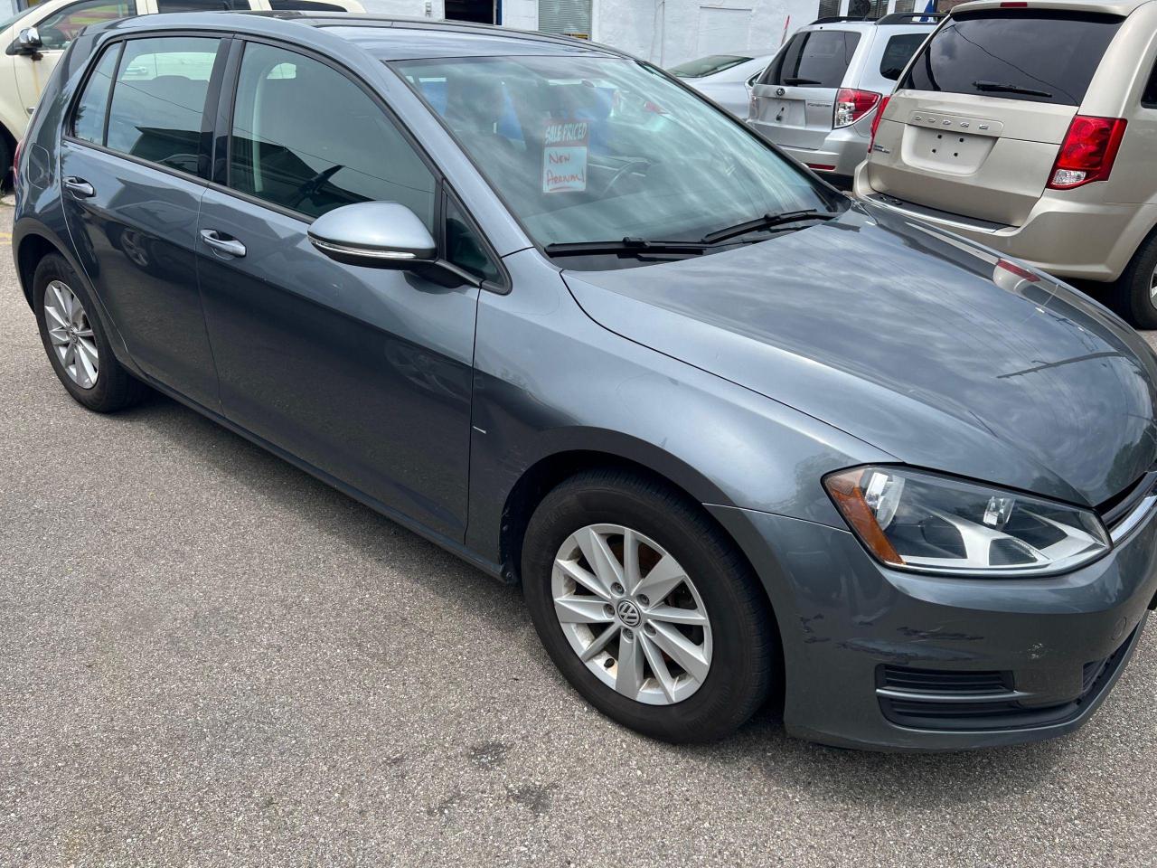 2016 Volkswagen Golf TSI - Photo #4