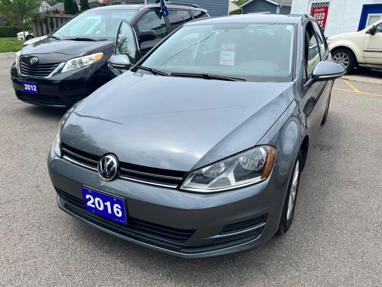 2016 Volkswagen Golf TSI