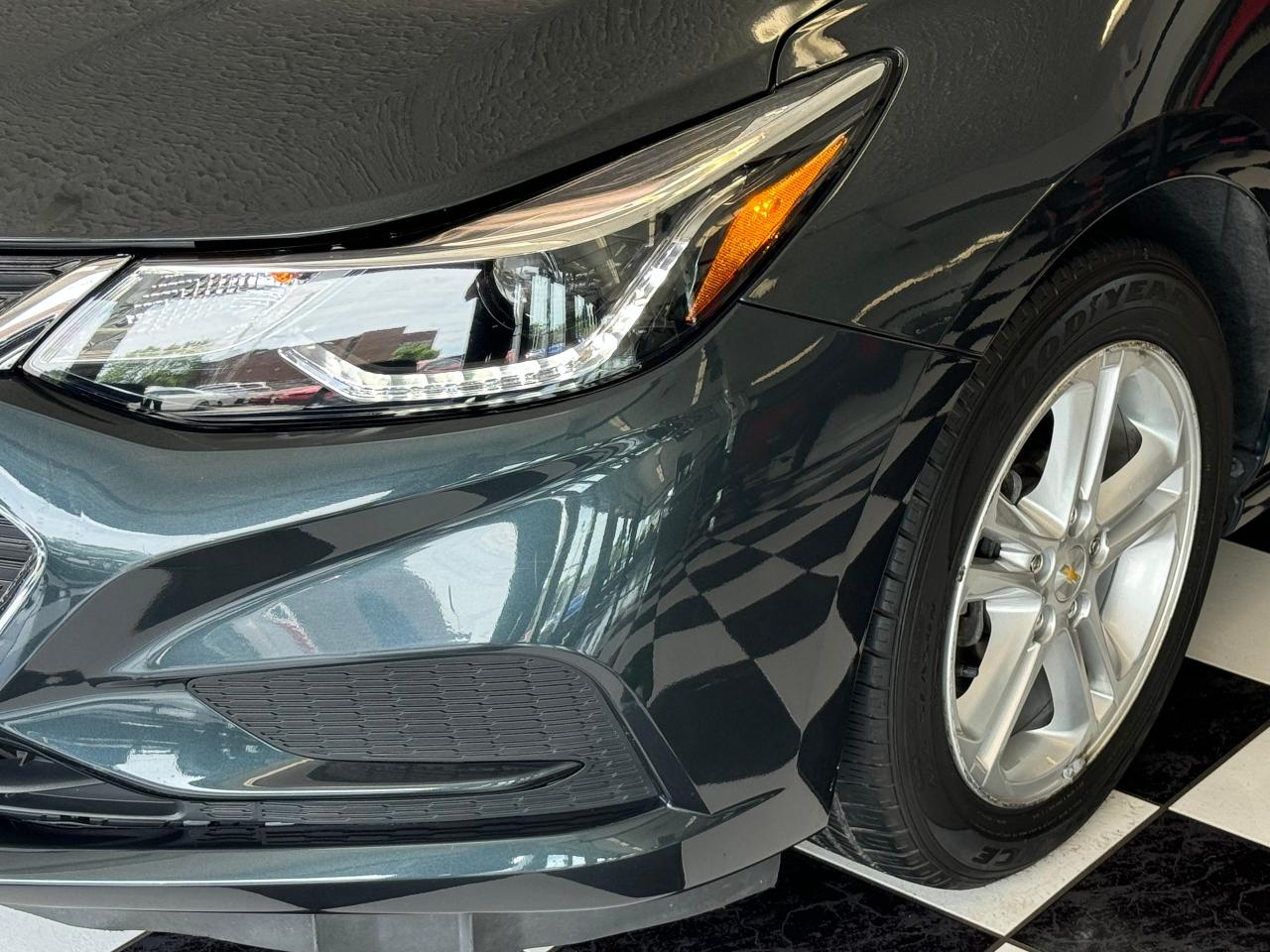 2018 Chevrolet Cruze LT+Remote Start+ApplePlay+HeatedSeats+CLEAN CARFAX - Photo #36