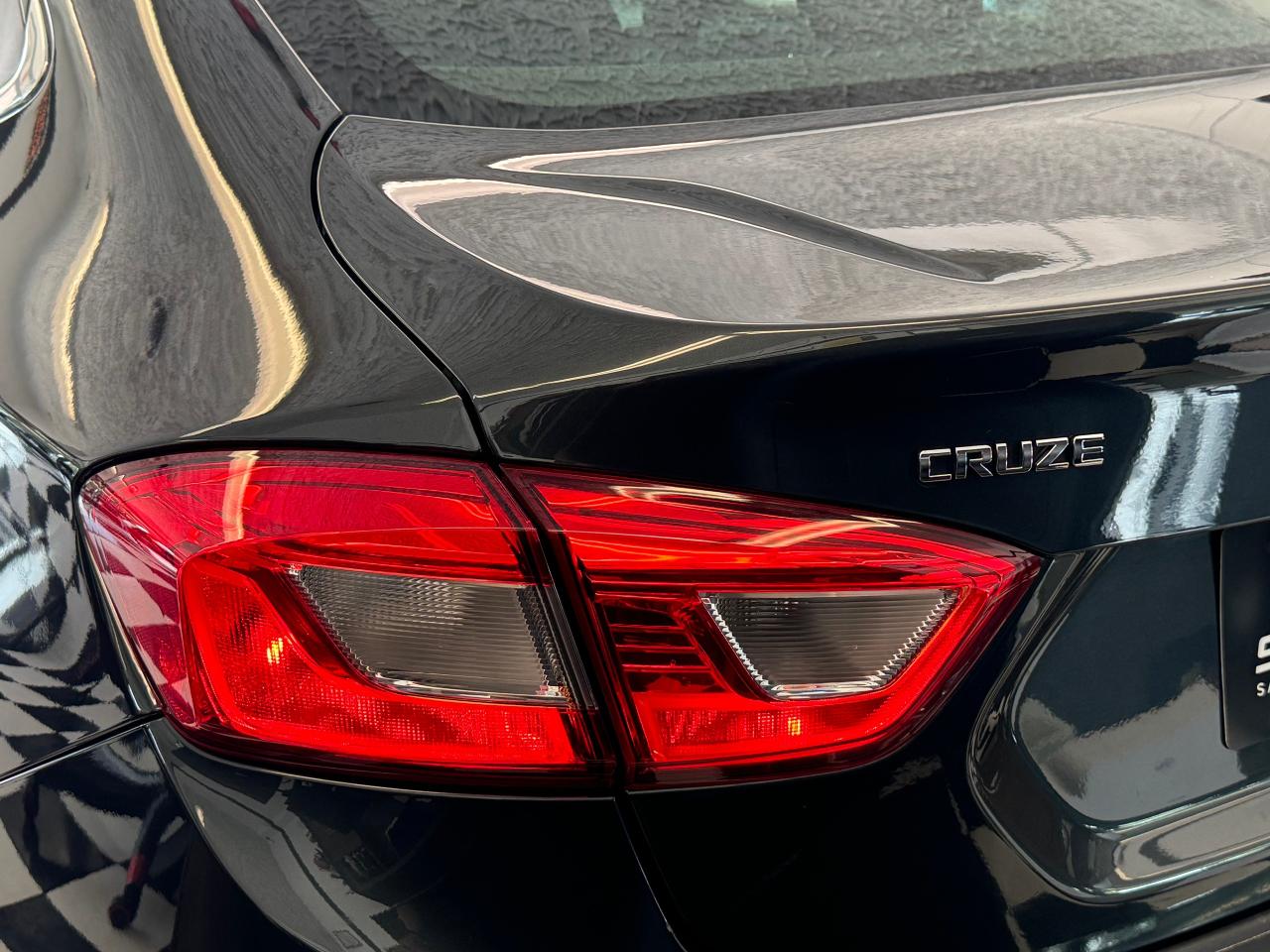 2018 Chevrolet Cruze LT+Remote Start+ApplePlay+HeatedSeats+CLEAN CARFAX - Photo #58