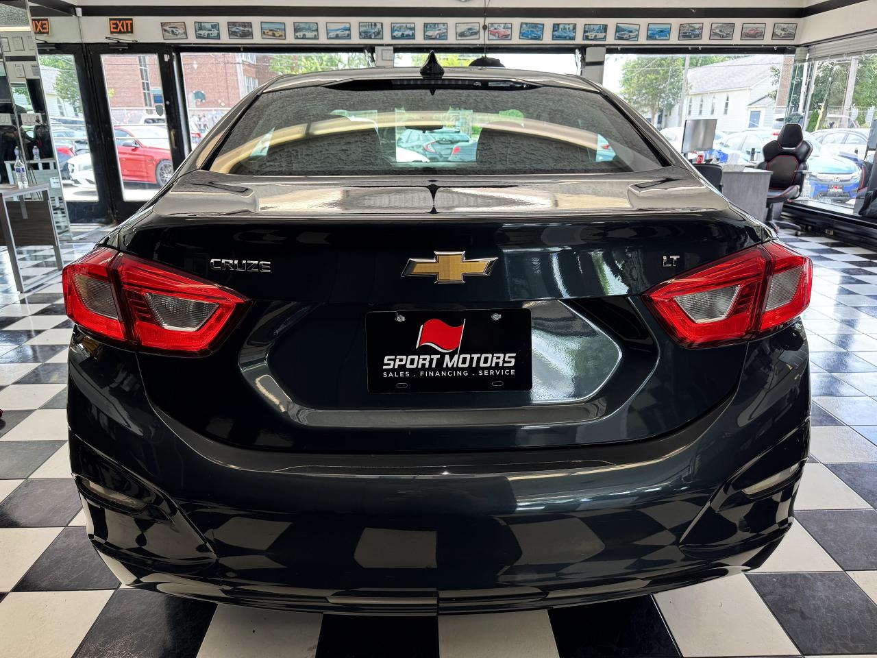 2018 Chevrolet Cruze LT+Remote Start+ApplePlay+HeatedSeats+CLEAN CARFAX - Photo #4
