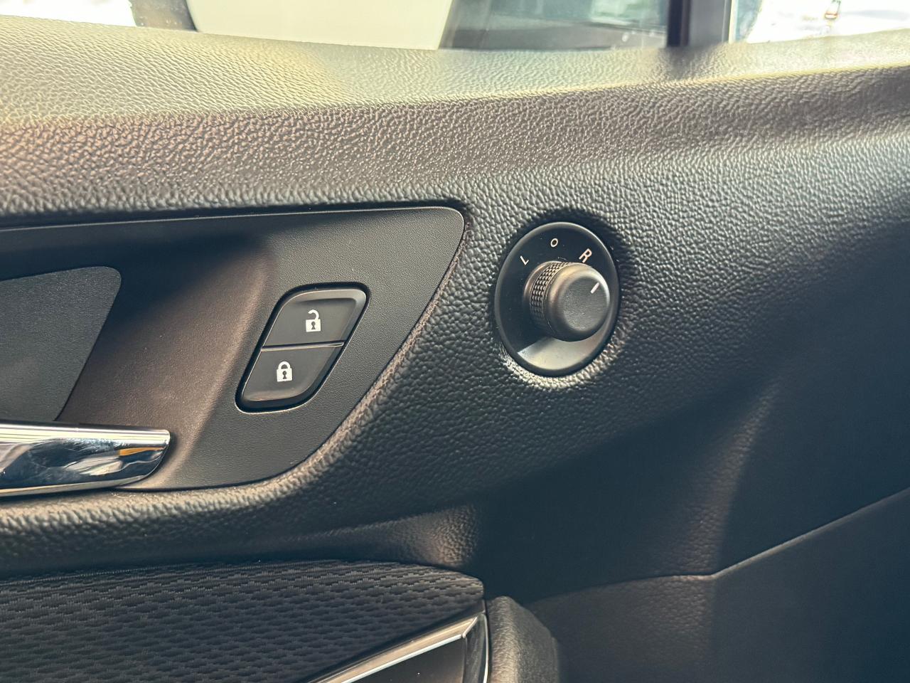 2018 Chevrolet Cruze LT+Remote Start+ApplePlay+HeatedSeats+CLEAN CARFAX - Photo #47