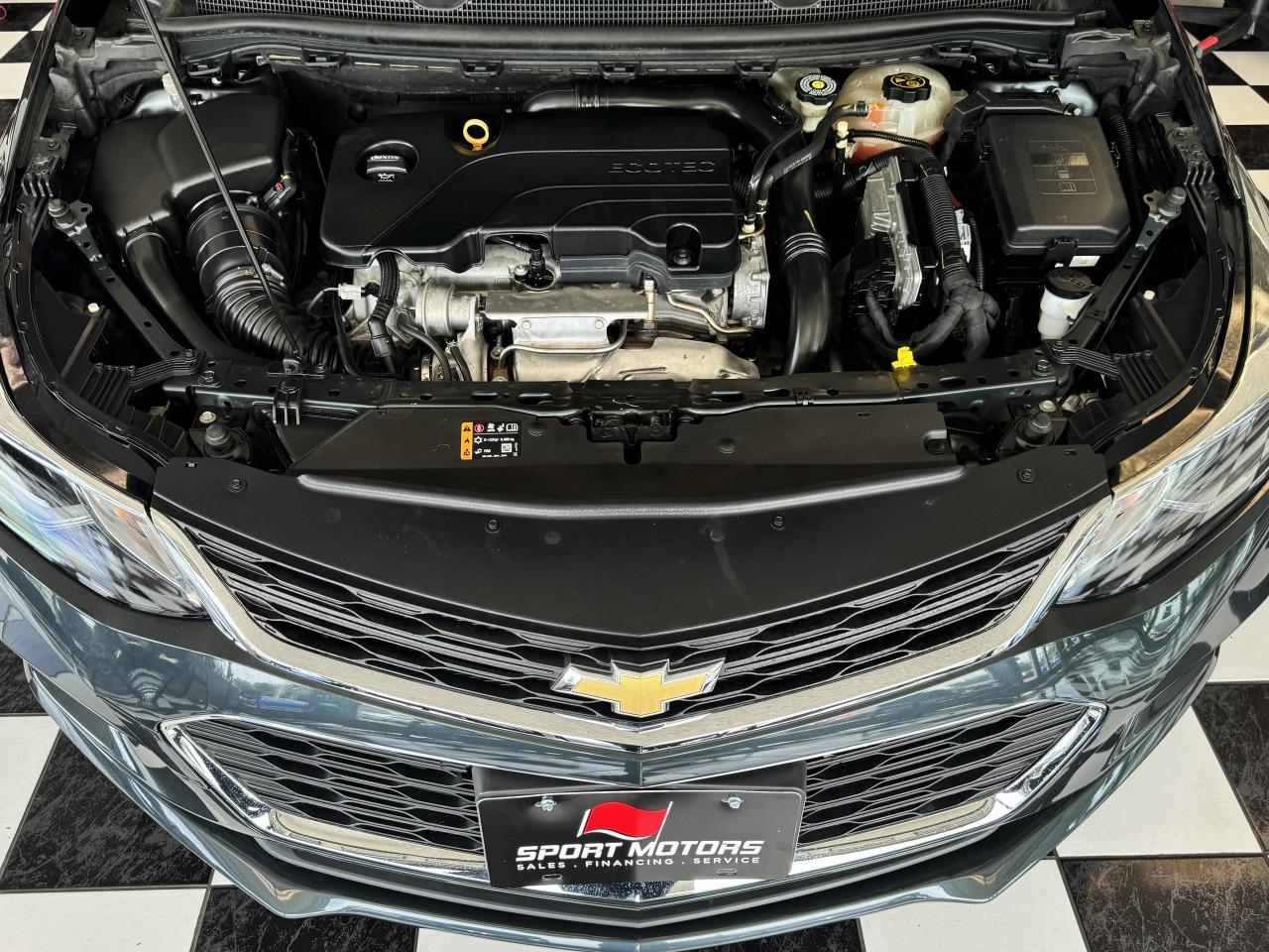 2018 Chevrolet Cruze LT+Remote Start+ApplePlay+HeatedSeats+CLEAN CARFAX Photo8