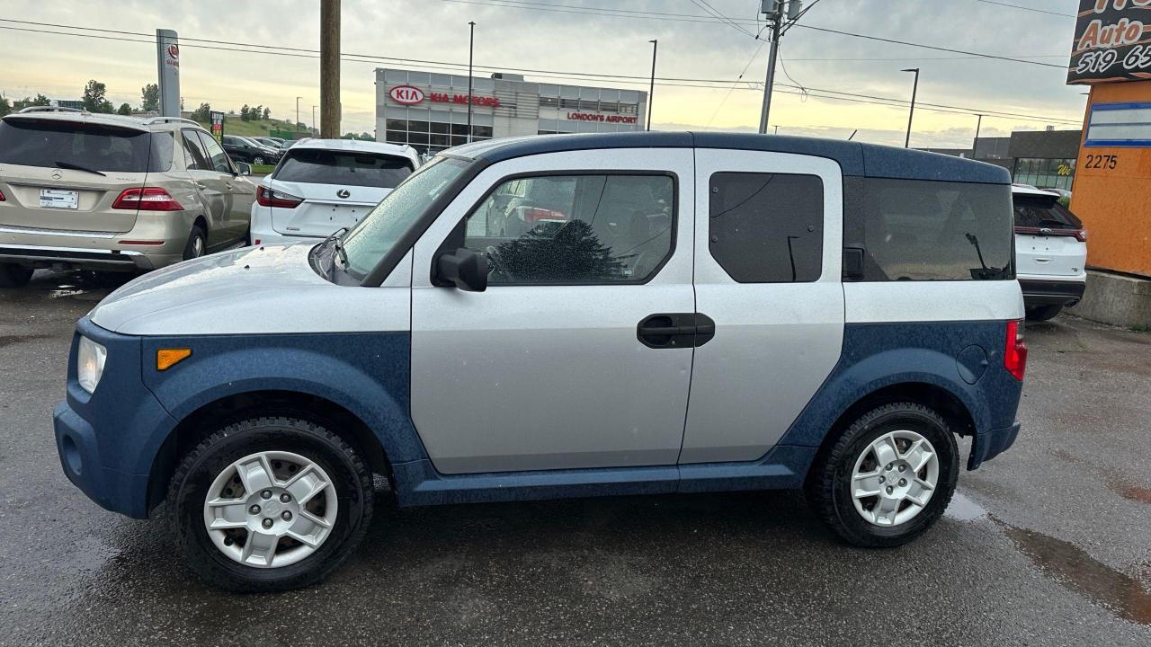 2006 Honda Element RUST FREE, MANUAL, GREAT SHAPE, CERTIFIED - Photo #2