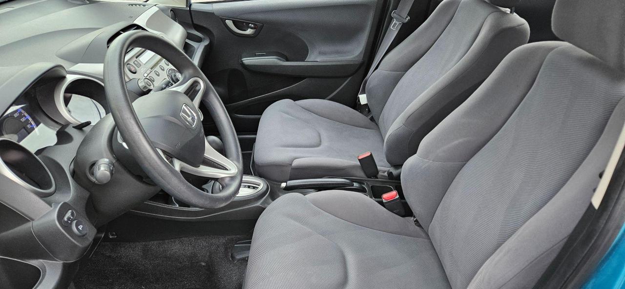 2013 Honda Fit DX - Photo #11
