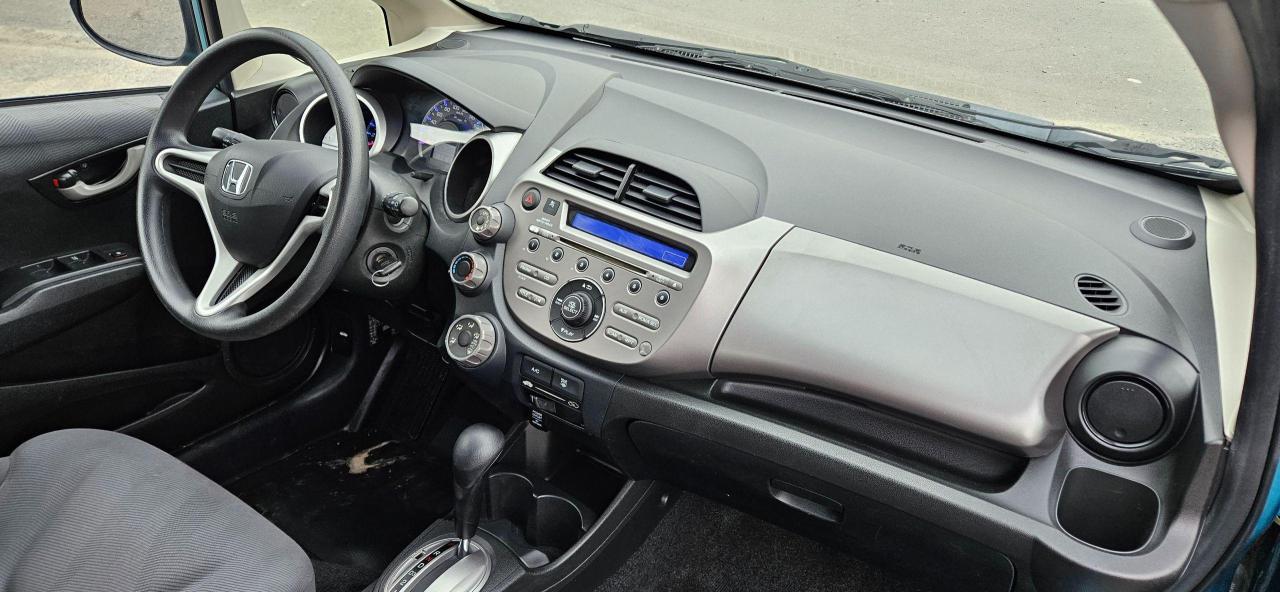 2013 Honda Fit DX - Photo #7