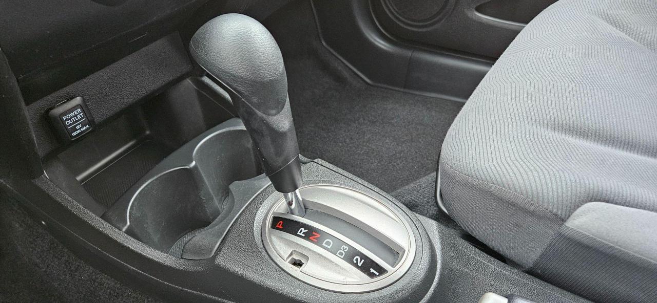 2013 Honda Fit DX - Photo #10