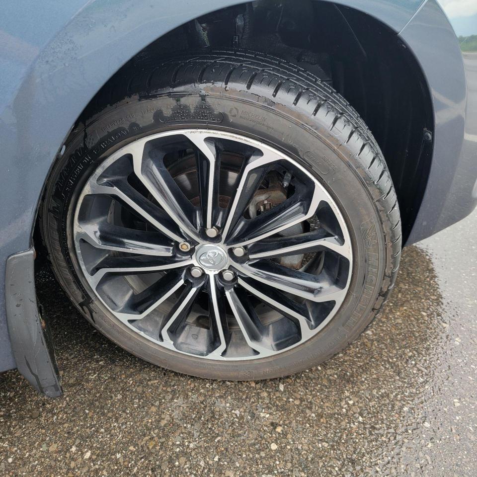 2014 Toyota Corolla S - Photo #4
